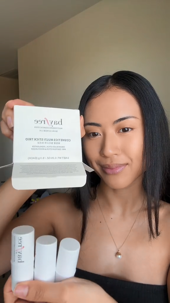 Load video: &quot;🥰 Its tan girl friendly 😍🤎 This is definitely in my makeup must haves! &quot;